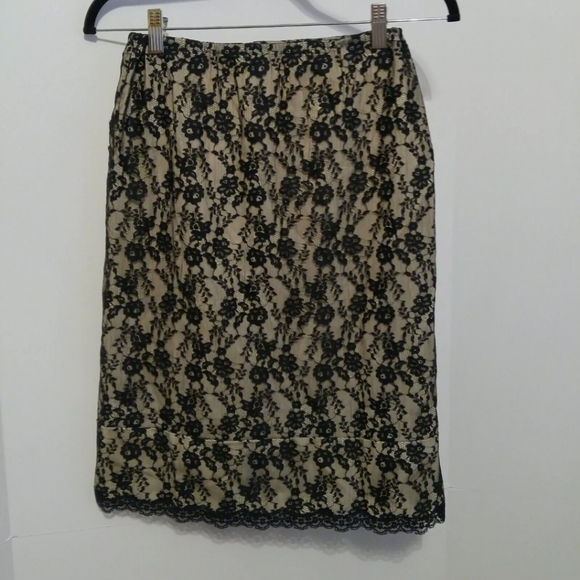 Van Raalte Vintage Lace Skirt - Picture 1 of 5